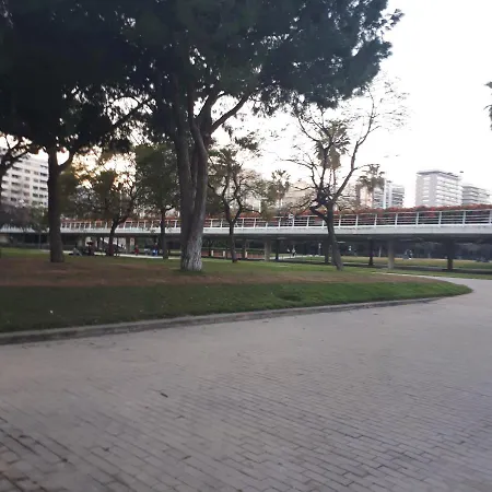 Pensjonat Individual Tranquila En Valencia, Con Amplia Terraza Para Mascota Walencja